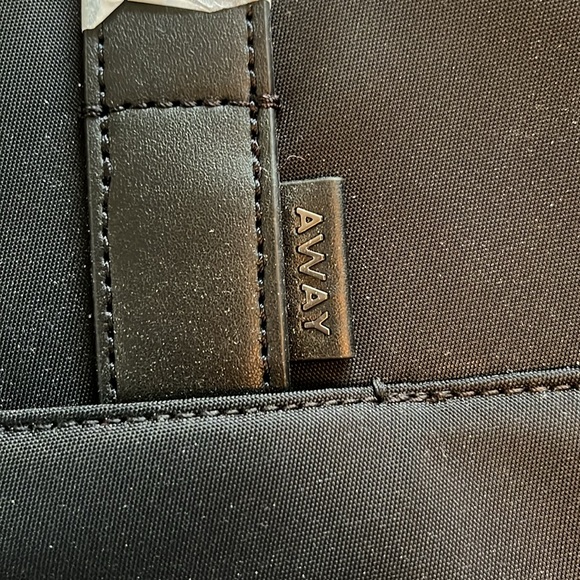 AWAY The Everywhere Bag - Black Nylon Leather Personal Item Travel Duffle Bag - Picture 10 of 10